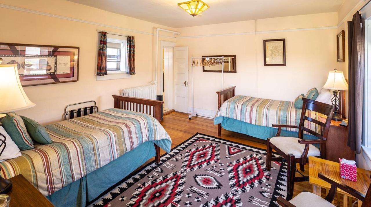 Casa Del Gavilan Historic Inn Cimarron 外观 照片